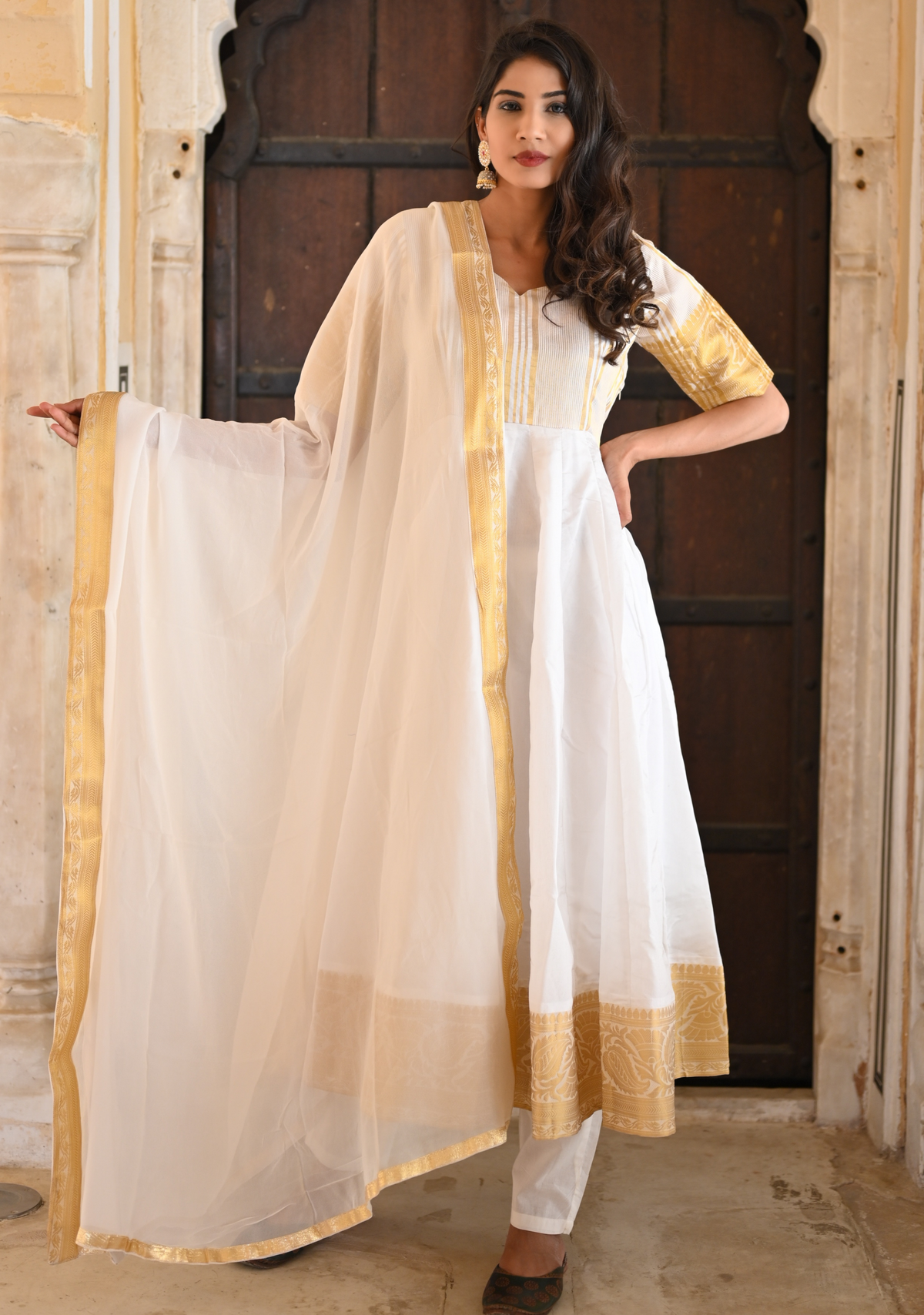 HEATHER WHITE SILK ANARKALI SUIT SET